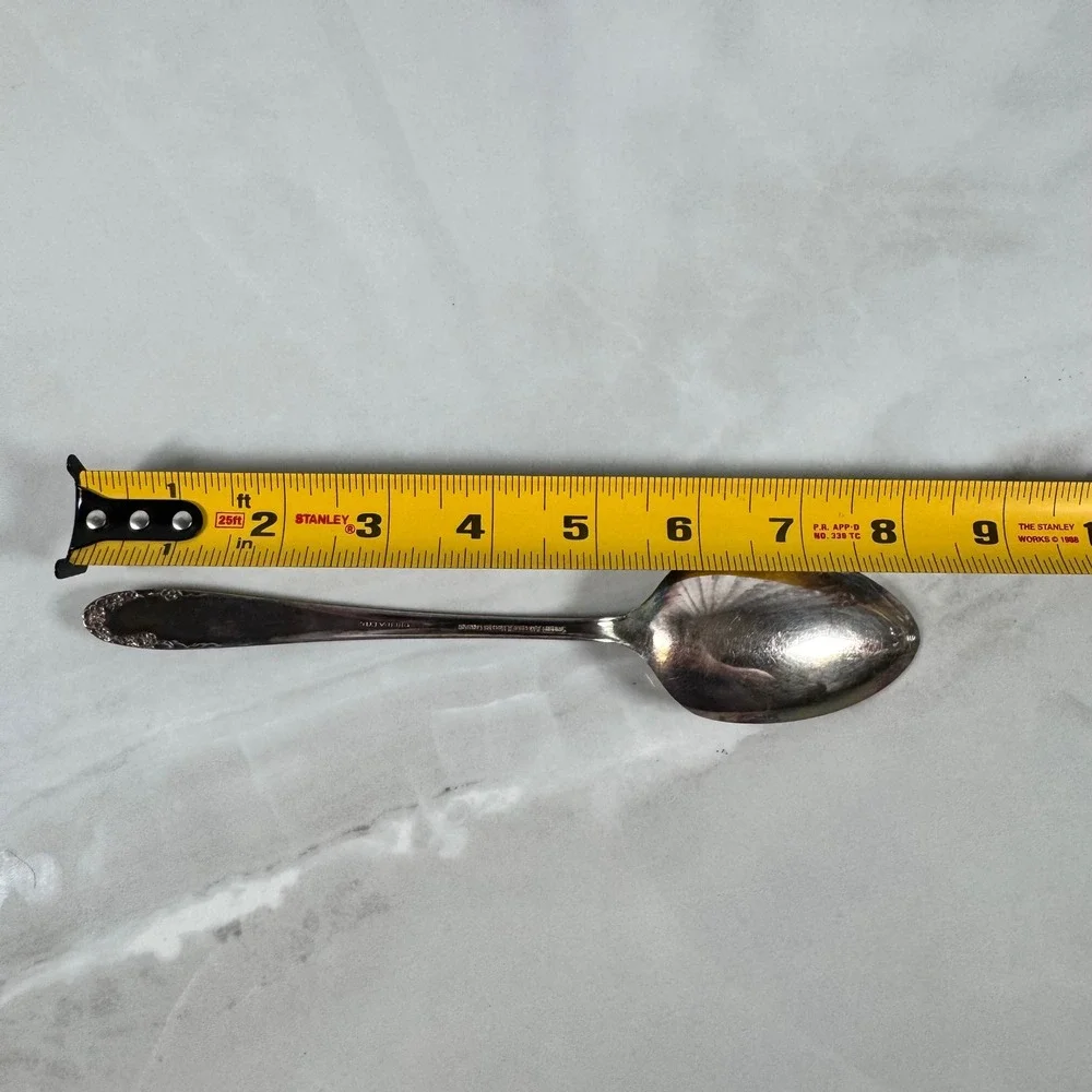 Set‎ of 2 Oneida Simeon L & George H Rogers Silver Plated Tablespoons